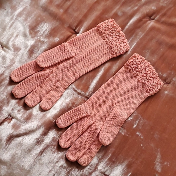 Pink Vintage hand made 💗 gloves s/m - Picture 2 of 8